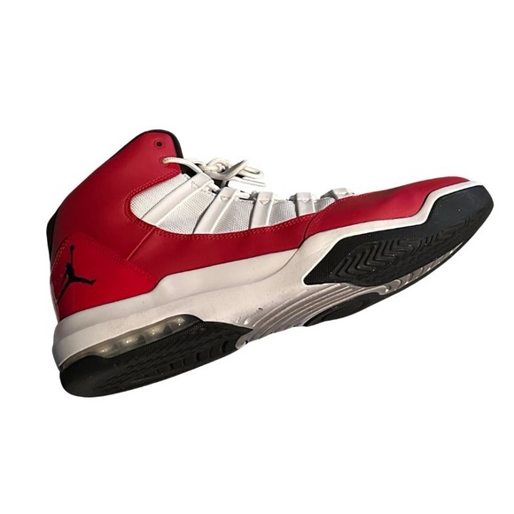 Jordan Max Aura, Size 13, only worn a few times before my son outgrew them. - Picture 2 of 3